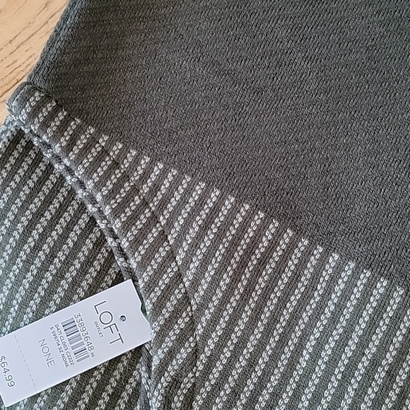 LOFT OUTLET/WRAP - Picture 16 of 16